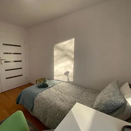 홈스테이 Podkarpacka 50 *